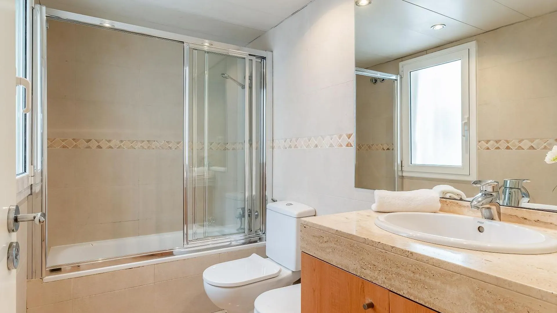 Canela Homes Barcelona Ramcat95 Spain